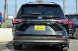 Used 2022 Toyota Sienna XLE image 5