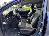 Used 2022 Kia Niro EX image 3