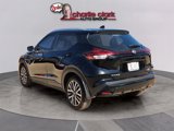 Used 2023 Nissan Kicks SV image 3