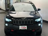 Used 2019 Jeep Cherokee Trailhawk image 2