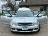 Used 2009 Mercedes-Benz C 300 4MATIC Sedan image 5