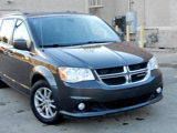 Used 2019 Dodge Grand Caravan SXT image 2