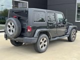 Used 2016 Jeep Wrangler Unlimited Sahara image 3