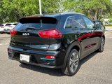 Used 2022 Kia Niro EX image 3