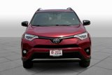 Used 2018 Toyota RAV4 SE image 3