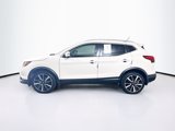 Used 2017 Nissan Rogue Sport SL image 4