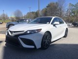 Used 2022 Toyota Camry SE image 4