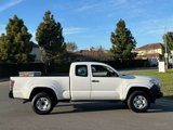 Used 2017 Toyota Tacoma SR image 5