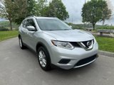 Used 2015 Nissan Rogue SV image 3
