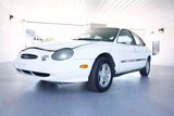 Used 1999 Ford Taurus SE image 3