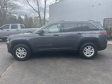 Used 2023 Jeep Grand Cherokee Laredo image 4
