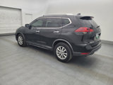 Used 2018 Nissan Rogue SV image 3