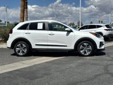 Used 2022 Kia Niro EX image 2
