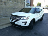 Used 2018 Ford Explorer XLT image 2