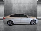 Used 2017 Ford Fusion SE image 4