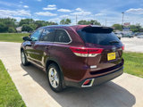 Used 2019 Toyota Highlander AWD V6 image 3