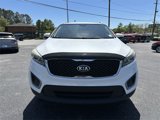 Used 2017 Kia Sorento LX w/ LX Convenience Package image 3