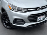 Used 2022 Chevrolet Trax LT w/ Driver Confidence Package image 3