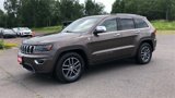 Used 2018 Jeep Grand Cherokee Limited w/ Luxury Group II image 4