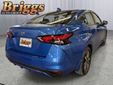 Used 2022 Nissan Versa SV image 6