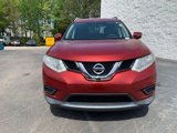 Used 2015 Nissan Rogue SV image 2