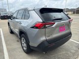 Used 2022 Toyota RAV4 LE image 5