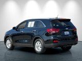 Used 2020 Kia Sorento LX w/ LX I4 Convenience Package image 6