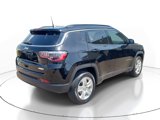 Used 2022 Jeep Compass Latitude image 3