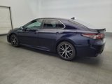Used 2021 Toyota Camry SE image 3