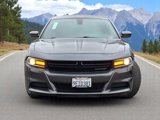 Used 2019 Dodge Charger SXT image 2