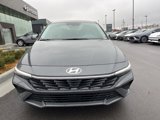 New 2025 Hyundai Elantra SEL image 2