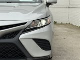 Used 2018 Toyota Camry SE image 3