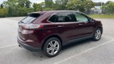 Used 2018 Ford Edge Titanium w/ Technology Package image 2