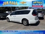 Used 2020 Chrysler Pacifica Touring-L image 5