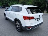 Used 2022 Volkswagen Taos SE image 3