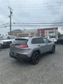 Used 2016 Jeep Cherokee Sport image 4