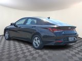 Used 2023 Hyundai Elantra SE w/ Cargo Package image 4