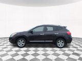 Used 2011 Nissan Rogue SV image 2