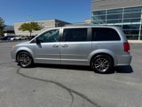 Used 2017 Dodge Grand Caravan SXT image 3