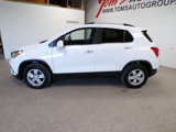 Used 2019 Chevrolet Trax LT w/ Sun & Sound Package image 3