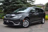 Used 2017 Chrysler Pacifica Touring-L image 2
