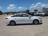 Used 2017 Hyundai Sonata ECO image 3