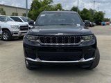 New 2025 Jeep Grand Cherokee L Laredo image 2