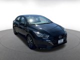 Used 2023 Nissan Versa SV image 3