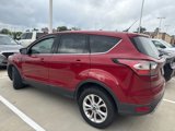 Used 2017 Ford Escape SE image 2