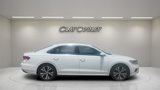 Used 2021 Volkswagen Passat 2.0T SE image 2