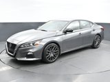 Used 2022 Nissan Altima 2.5 SR image 3