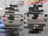 Used 2011 Nissan Frontier SL w/ Moonroof Pkg image 6