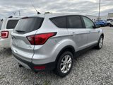 Used 2019 Ford Escape SE image 2