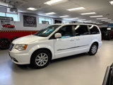 Used 2014 Chrysler Town & Country Touring image 4